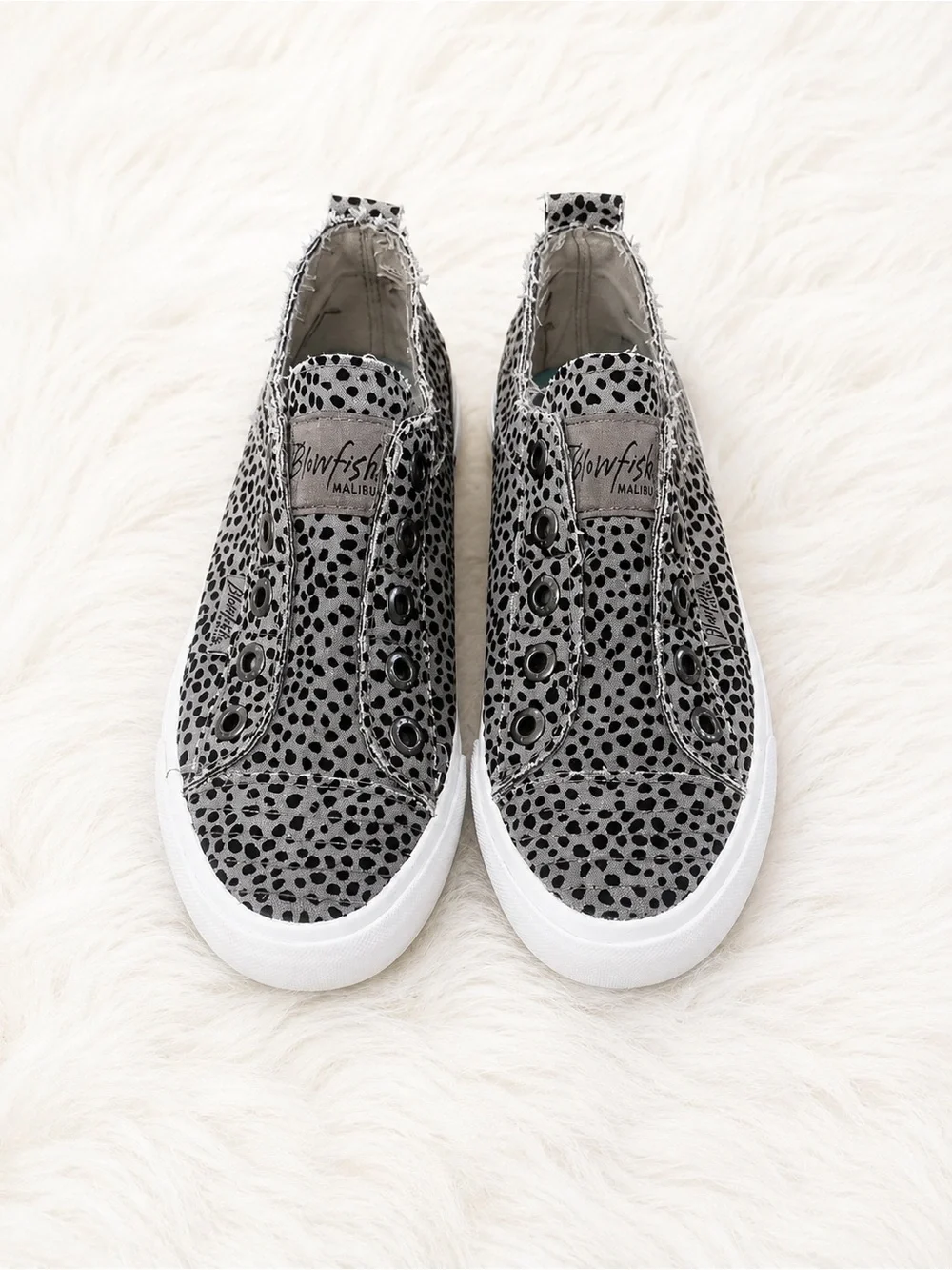 Blowfish Malibu Leopard Print Slip On Sneakers Women’s Size 6 Gray Black Casual